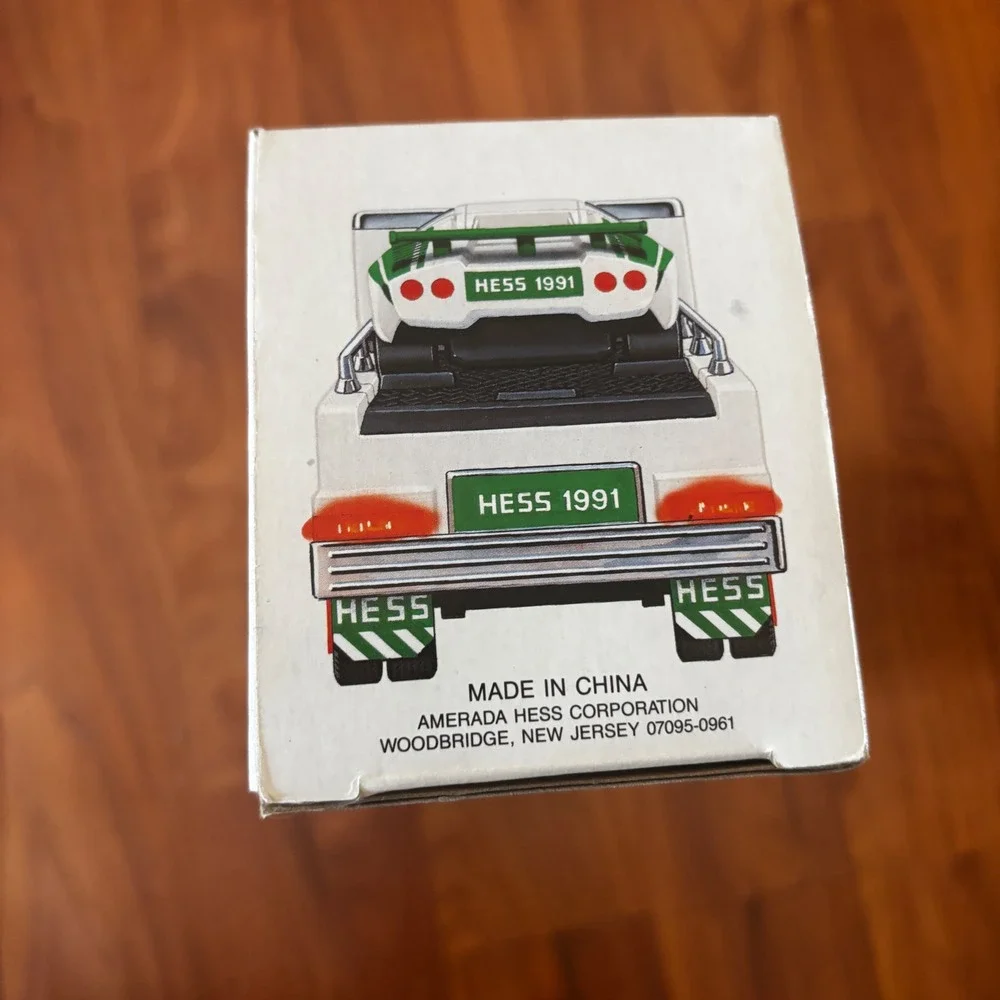 1991 Hess Toy Truck‎ and Racer Vintage Collectible with Box Tested Works White